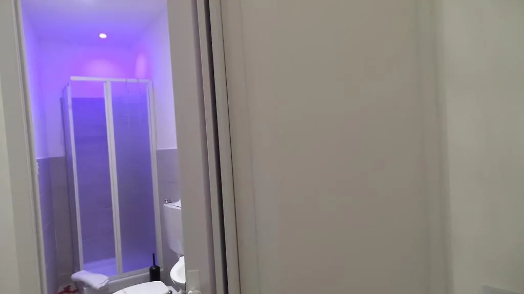 פלרמו B&B Essenze לינה וארוחת בוקר