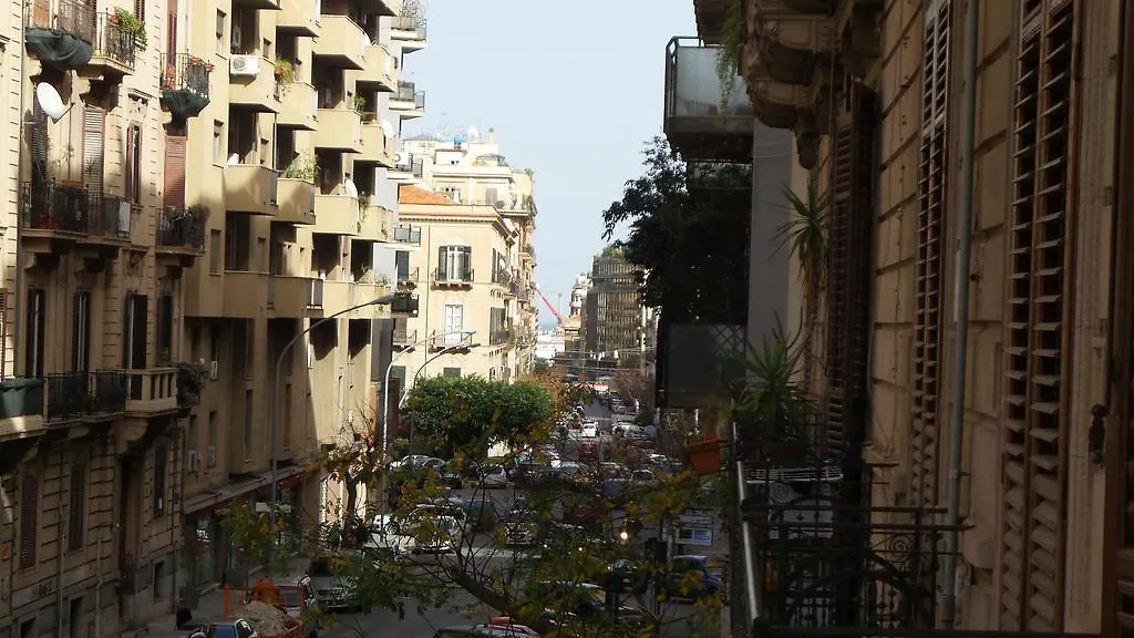 باليرمو B&B Essenze فندق مبيت وإفطار