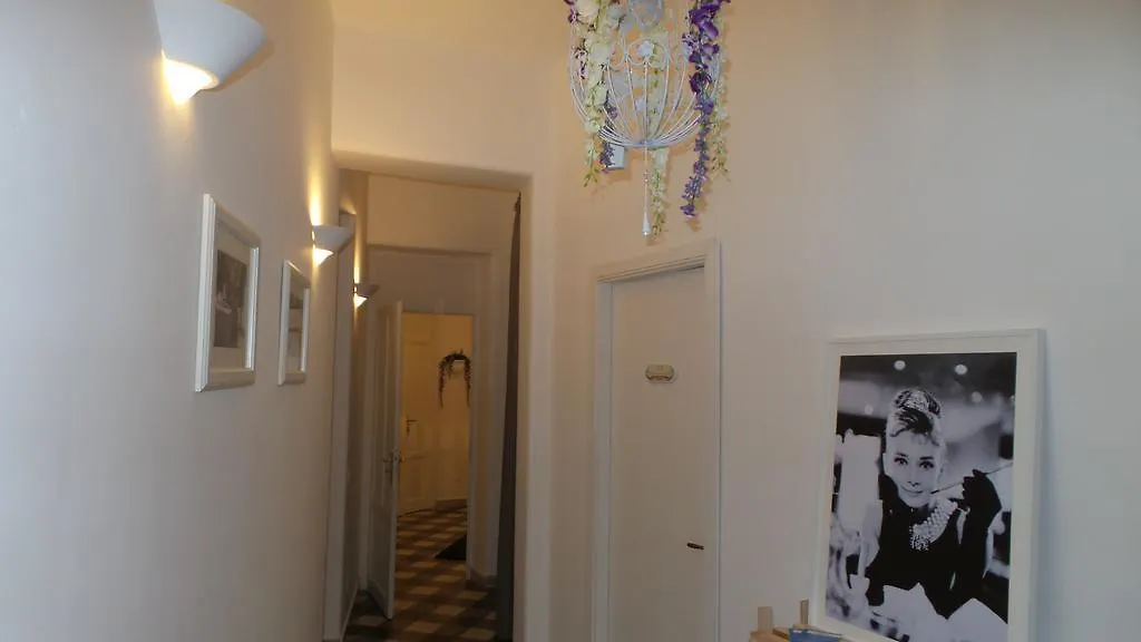 باليرمو B&B Essenze 3*,  إيطاليا