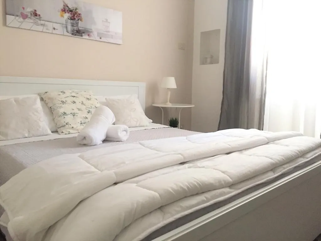 B&B Essenze Palermo Alojamento de Acomodação e Pequeno-almoço
